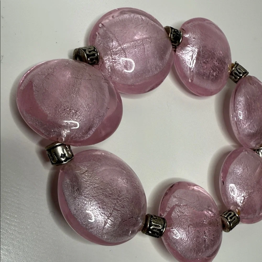 Elegant Pink glass frosted discs Beaded stretch Bracelet so pretty